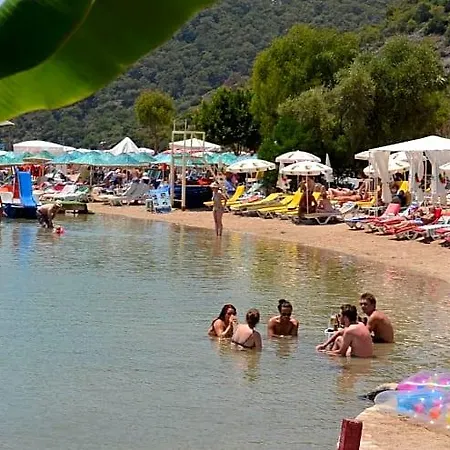 Lagoon Boutique 3*